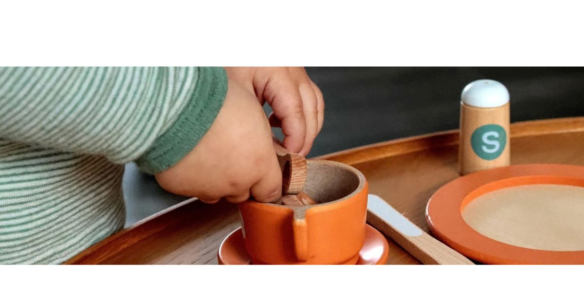 Toddler Years Made Easy: Tips for Play, Learning & Independence